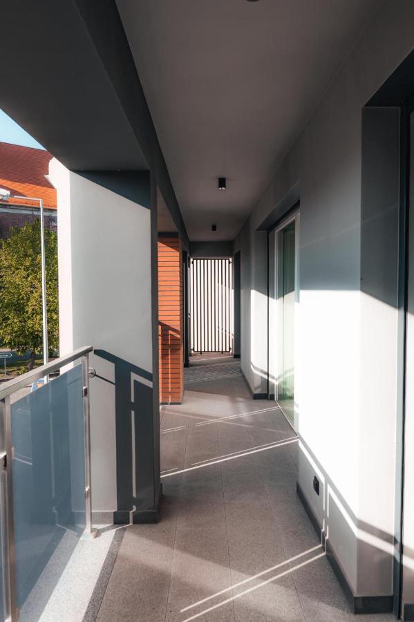Apartamenty Szkolna جنين المظهر الخارجي الصورة
